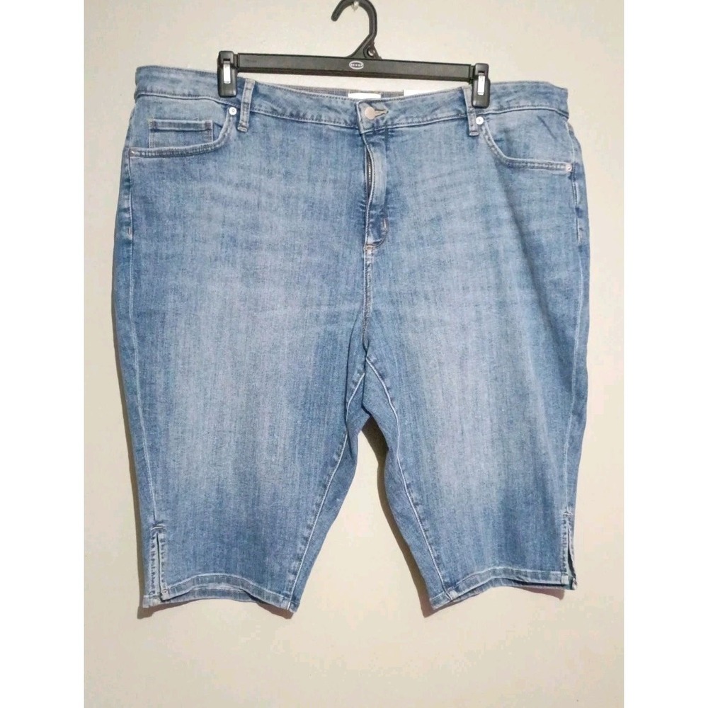 Sonoma Life+Style Women's 24W Plus Size Capri Mid Rise Jeans Blue Med Wash